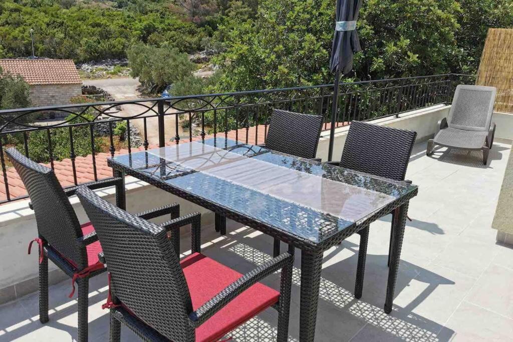 Kneza Deluxe Apartman “ Koromacna” מראה חיצוני תמונה