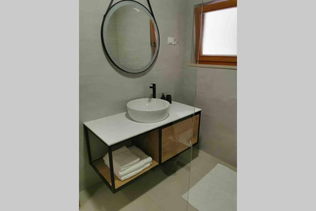 Kneza Deluxe Apartman “ Koromacna” מראה חיצוני תמונה